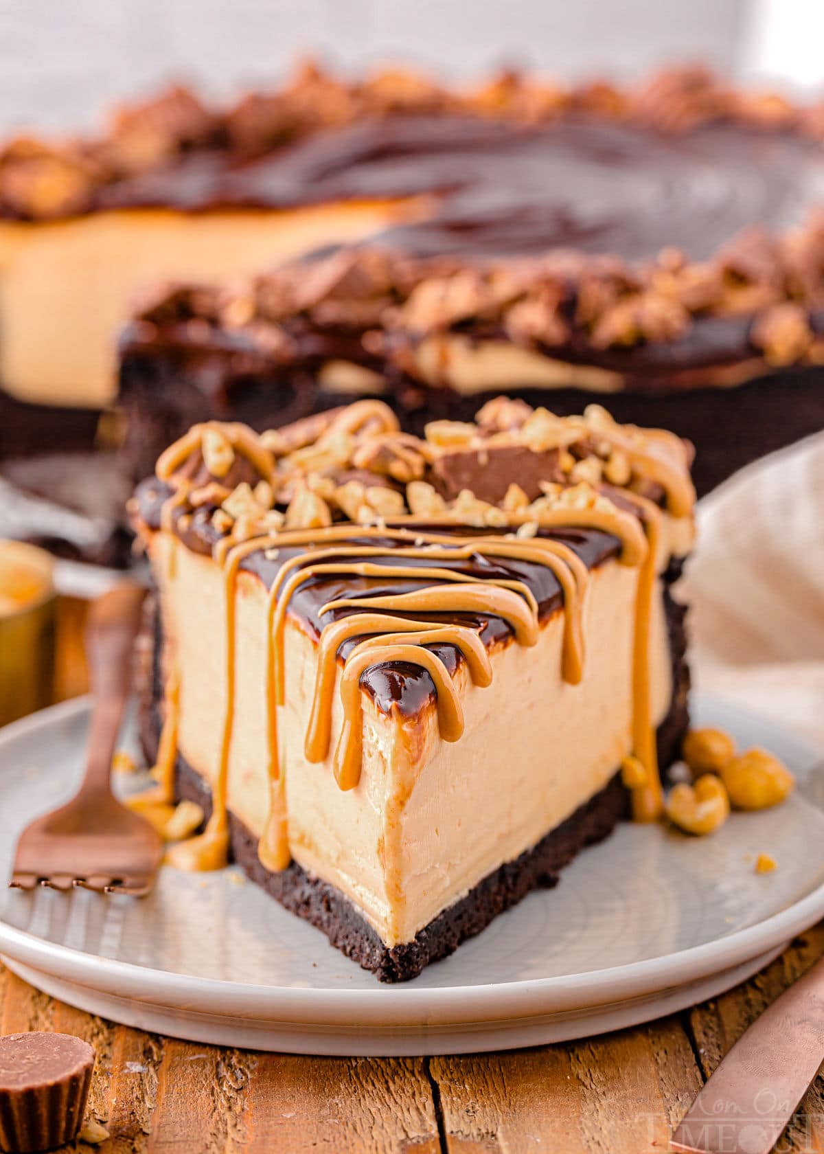 Peanut Butter Chocolate Cheesecake